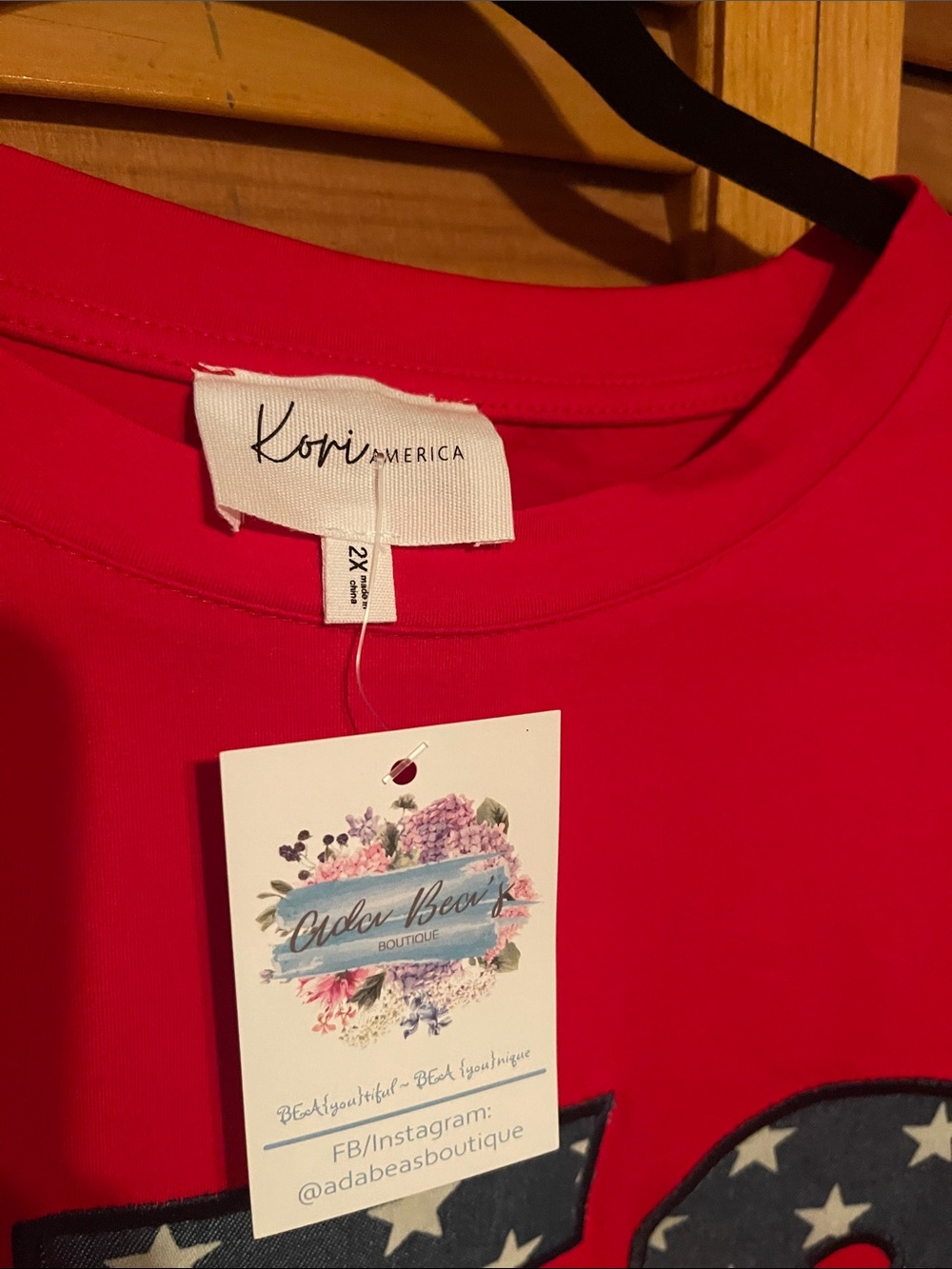 Women’s Red Top - Picture 3 of 3